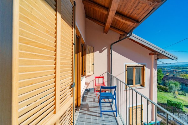 casa indipendente in vendita a Vignolo