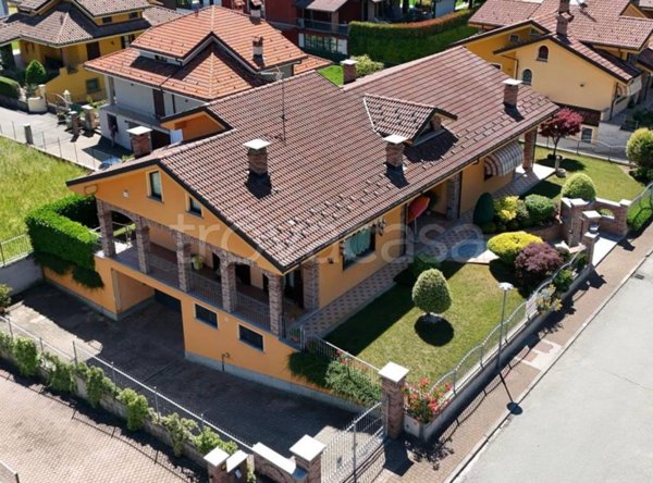 casa indipendente in vendita a Vignolo