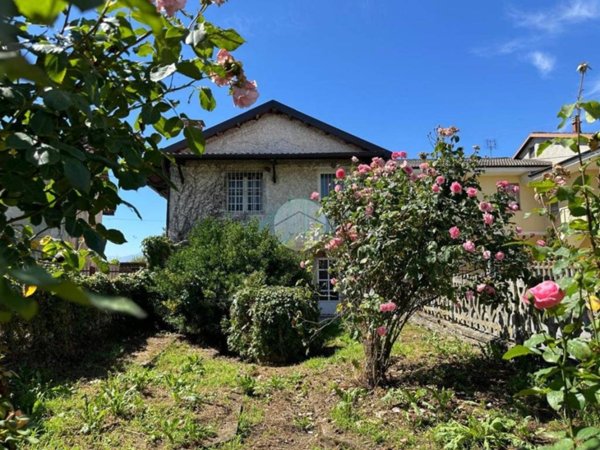 casa indipendente in vendita a Villafalletto