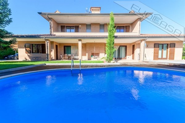 casa indipendente in vendita a Villafalletto