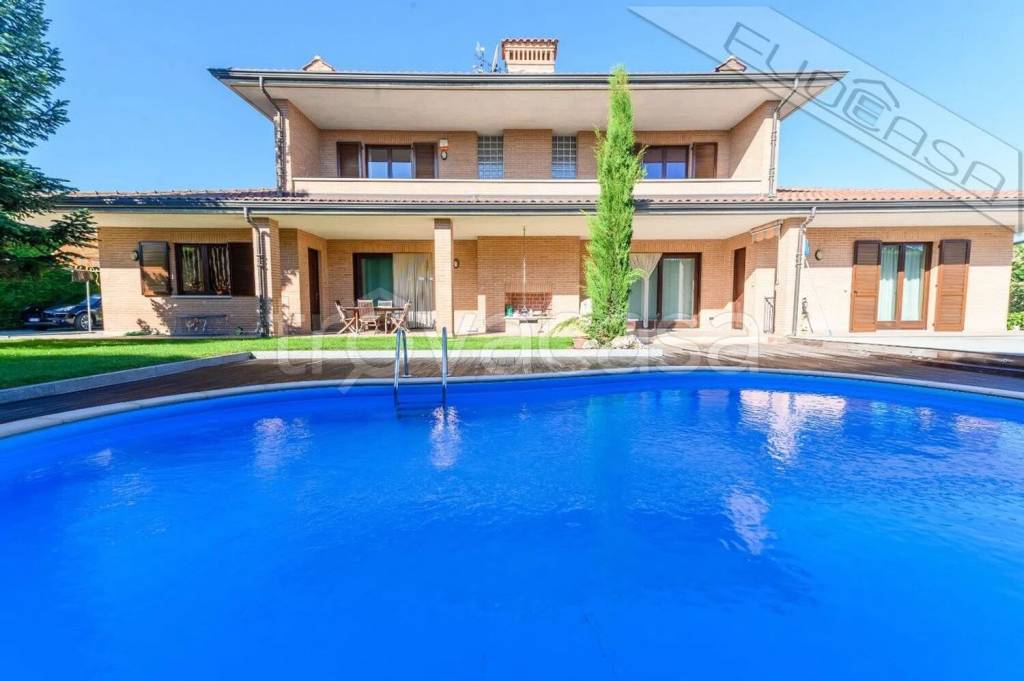 casa indipendente in vendita a Villafalletto