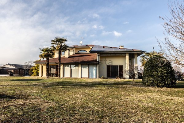 casa indipendente in vendita a Villafalletto