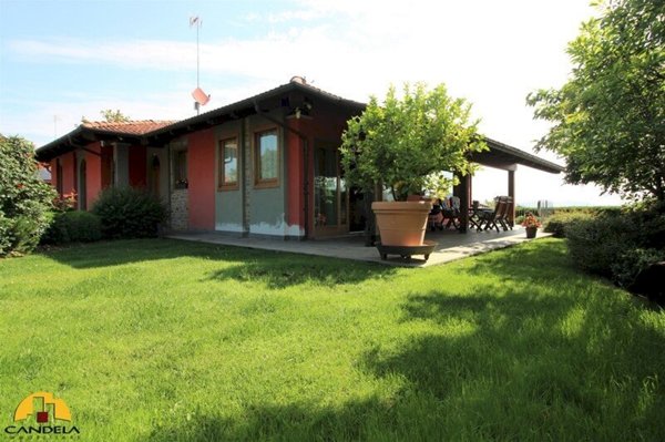 casa indipendente in vendita a Villanova Mondovì