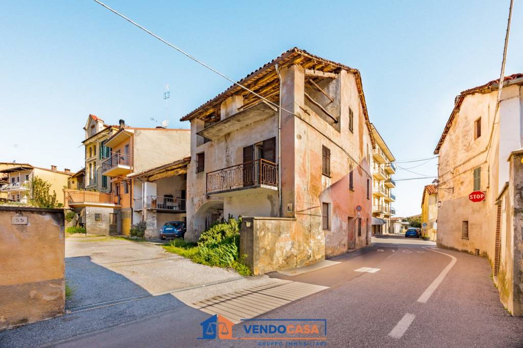 casa indipendente in vendita a Villanova Mondovì
