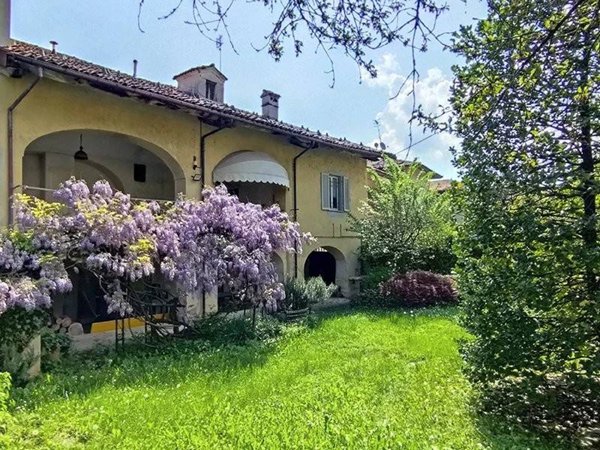 casa indipendente in vendita a Villanova Mondovì