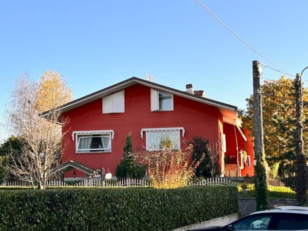 casa indipendente in vendita a Villanova Mondovì