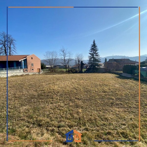terreno edificabile in vendita a Villanova Mondovì