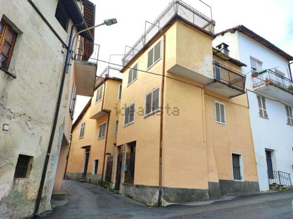 casa indipendente in vendita a Villanova Mondovì