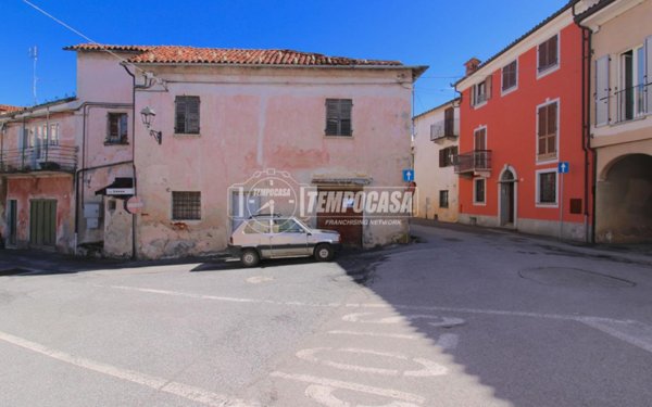 casa indipendente in vendita a Villanova Mondovì