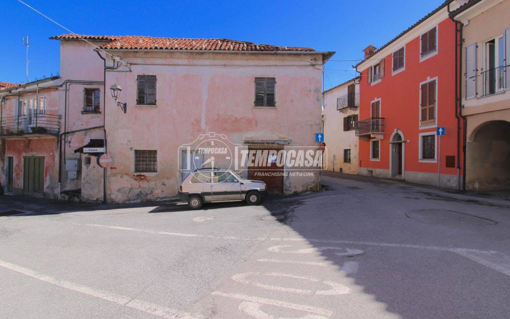 casa indipendente in vendita a Villanova Mondovì