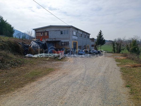 casa indipendente in vendita a Villanova Mondovì