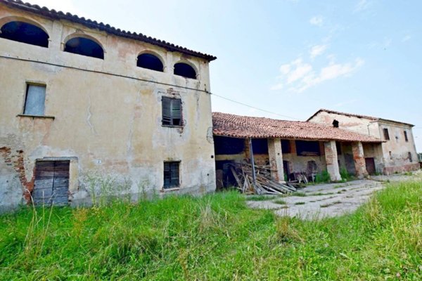 casa indipendente in vendita a Villanova Mondovì