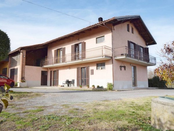 casa indipendente in vendita a Villanova Mondovì