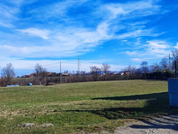 terreno edificabile in vendita a Villanova Mondovì