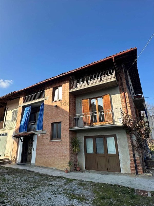 casa indipendente in vendita a Villanova Mondovì