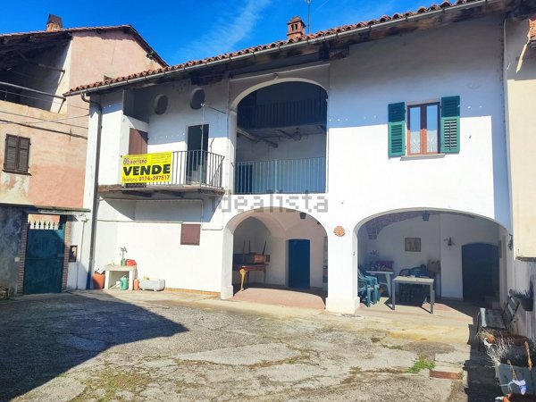 casa indipendente in vendita a Villanova Mondovì in zona Branzola