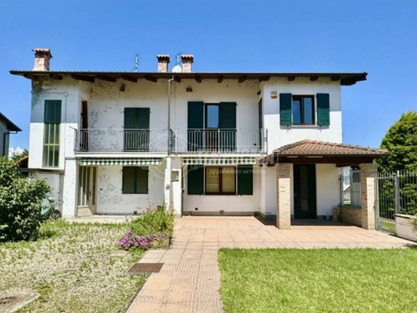 casa indipendente in vendita a Villanova Solaro