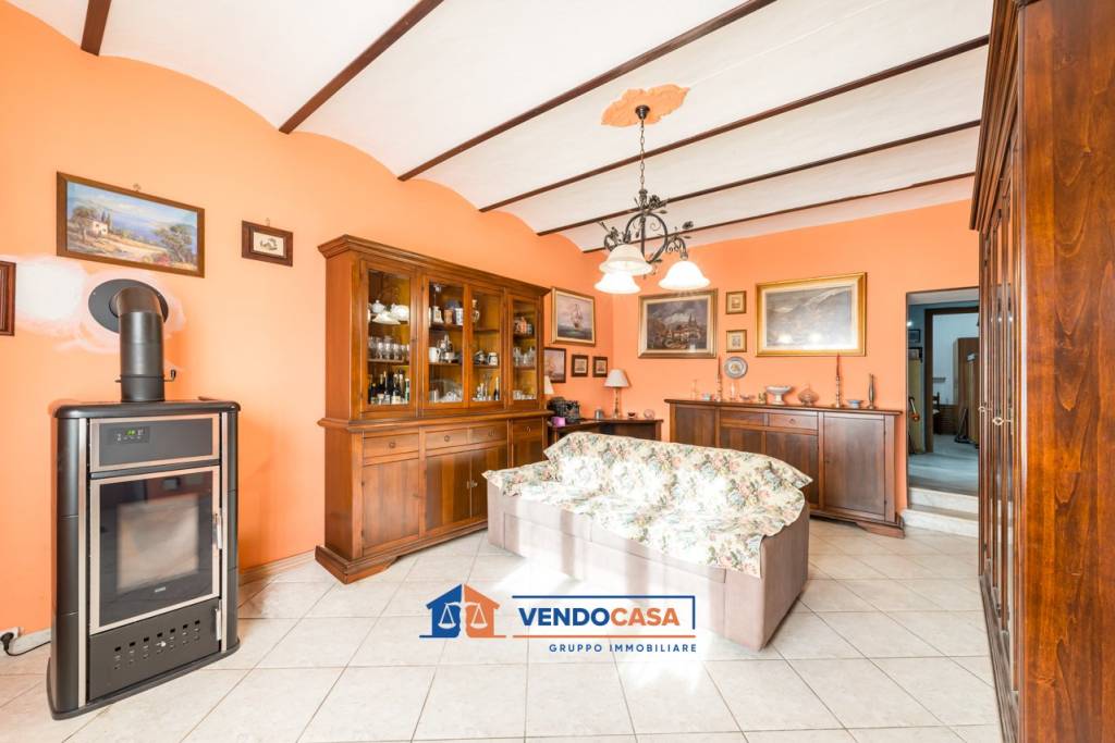 casa indipendente in vendita a Villanova Solaro