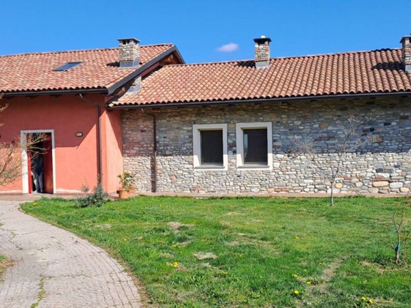 casale in vendita a Villar San Costanzo