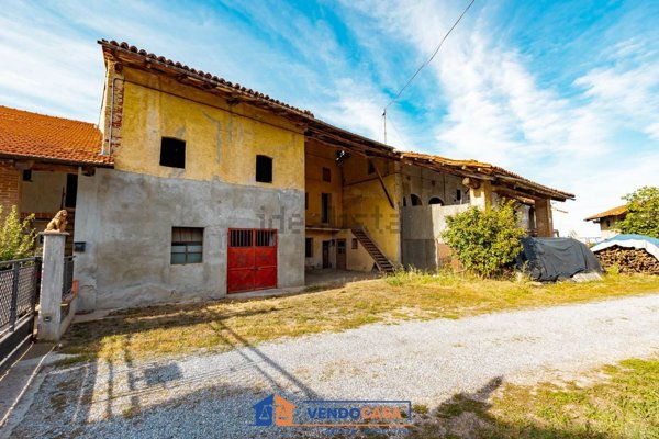 casale in vendita a Villar San Costanzo