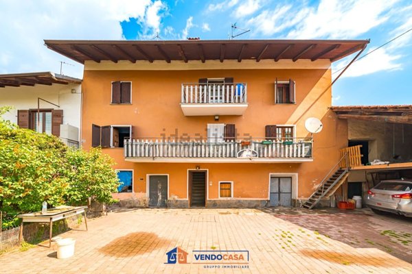 casa semindipendente in vendita a Villar San Costanzo