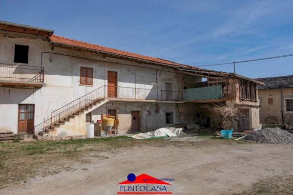 casa indipendente in vendita a Villar San Costanzo