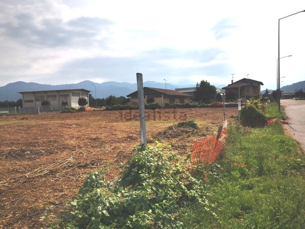 terreno edificabile in vendita a Villar San Costanzo