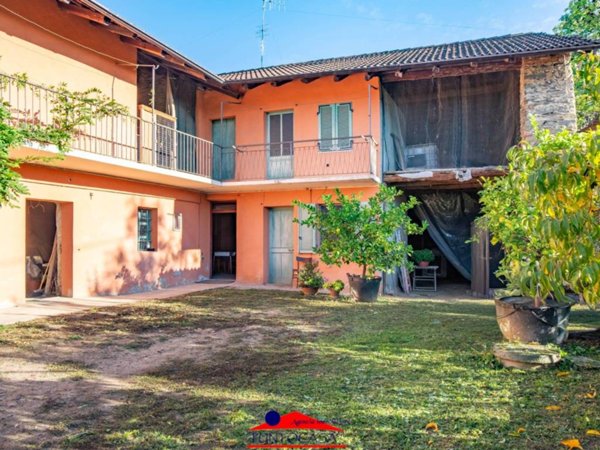 appartamento in vendita a Villar San Costanzo in zona Artesio