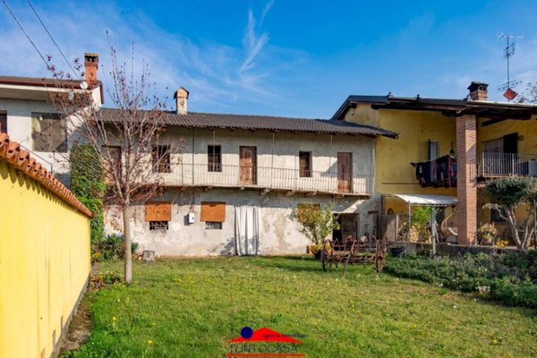 appartamento in vendita a Villar San Costanzo in zona Artesio