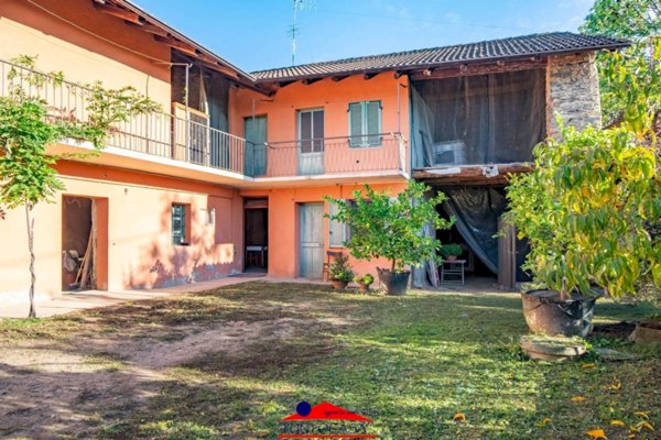 appartamento in vendita a Villar San Costanzo in zona Artesio