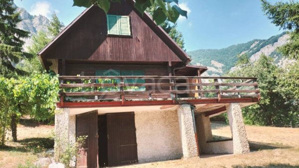 casa indipendente in vendita a Vinadio