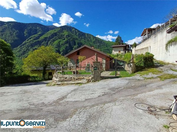 casa indipendente in vendita a Vinadio