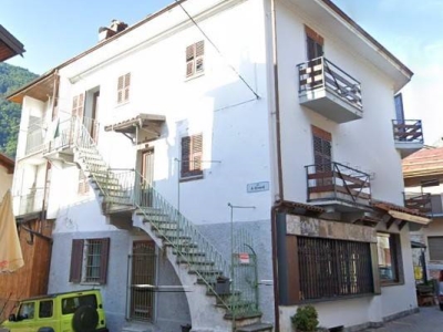 intera palazzina in vendita a Vinadio