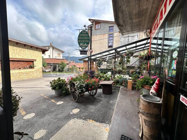 negozio in vendita a Viola