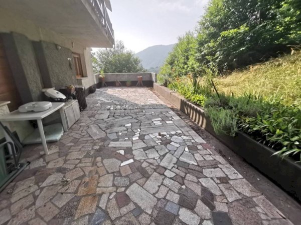 appartamento in vendita a Viola