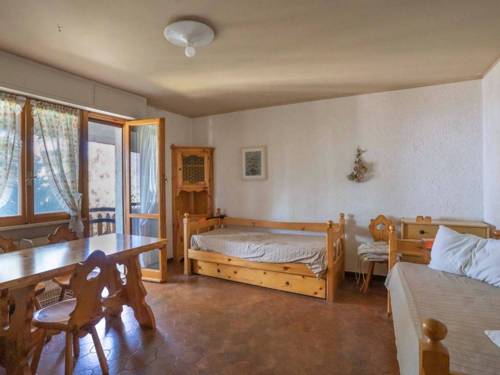 appartamento in vendita a Viola