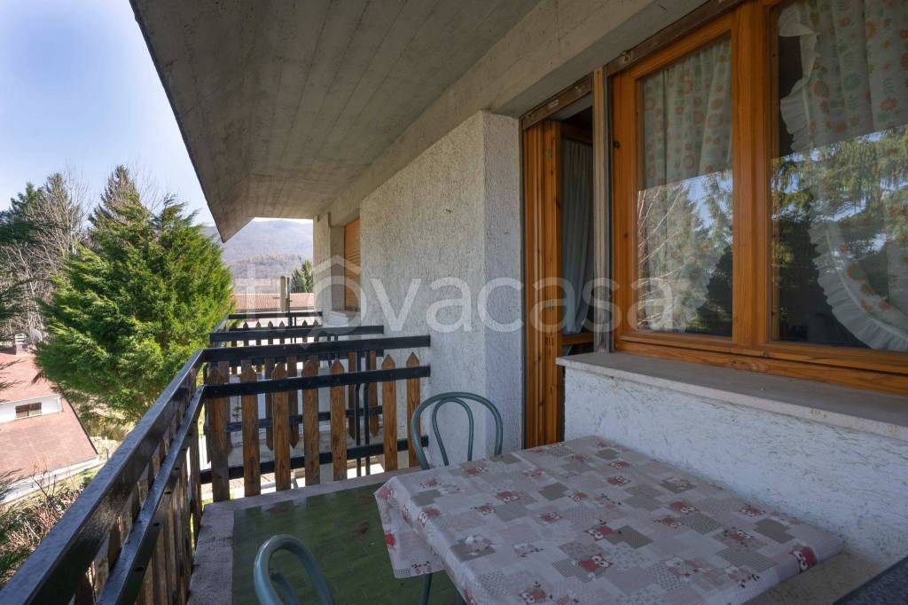 appartamento in vendita a Viola