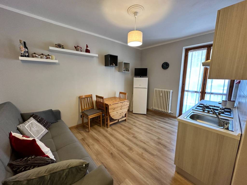 appartamento in vendita a Viola