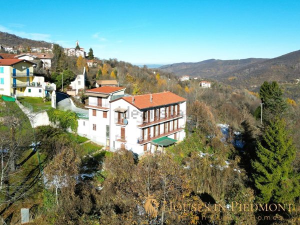 casa indipendente in vendita a Viola
