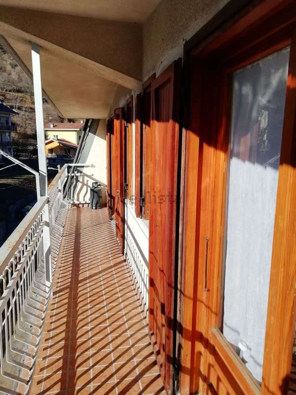 appartamento in vendita a Viola