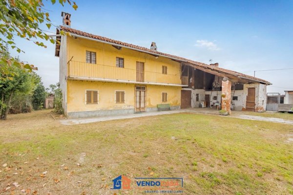 locale di sgombero in vendita a Vottignasco