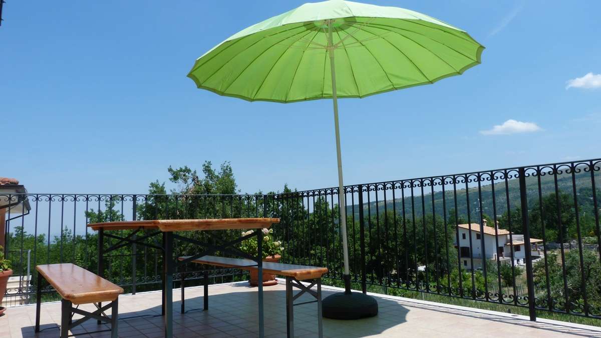 casa indipendente in vendita ad Abbateggio