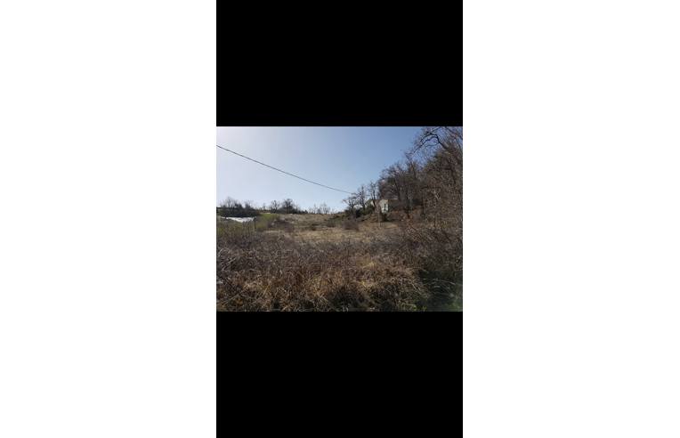 casa indipendente in vendita ad Abbateggio