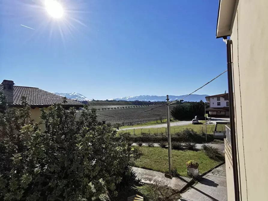 casa indipendente in vendita ad Abbateggio in zona San Martino