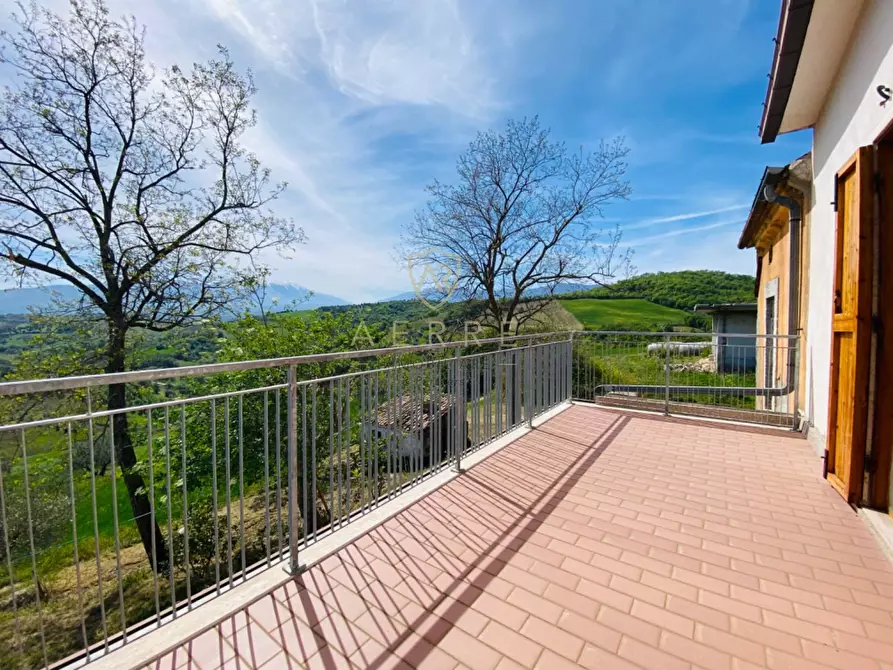 casa indipendente in vendita ad Abbateggio