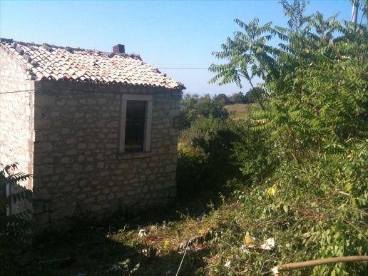 casa indipendente in vendita ad Abbateggio