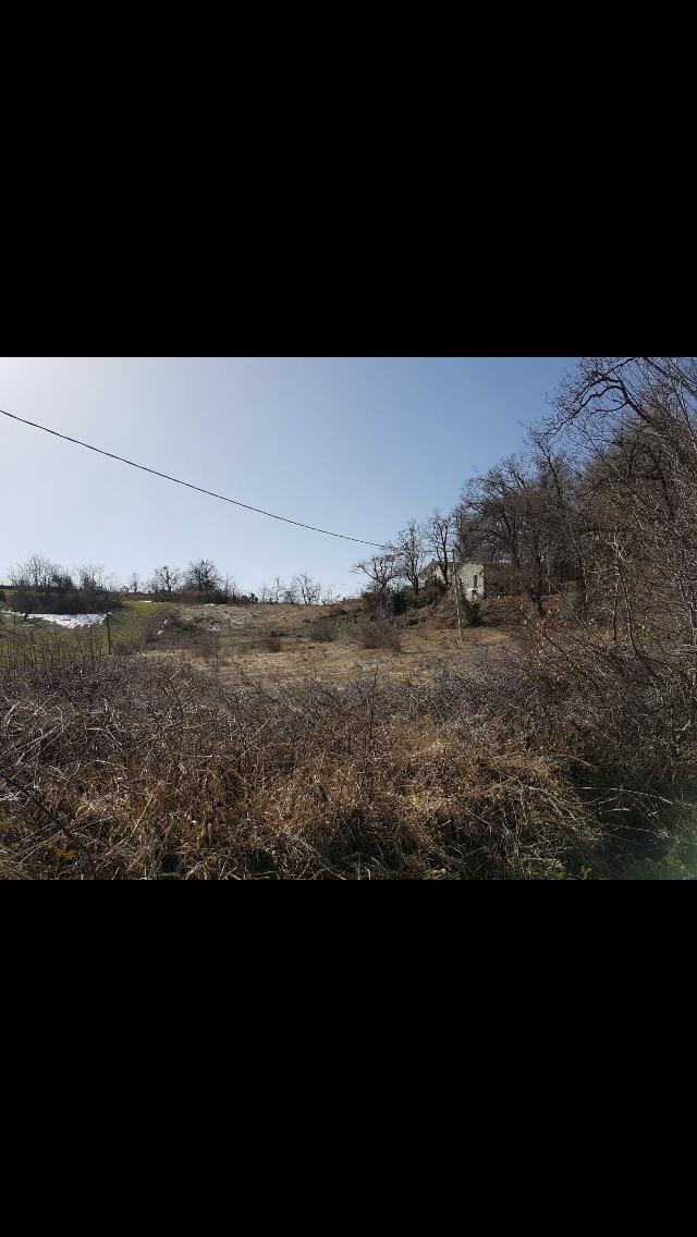 casa indipendente in vendita ad Abbateggio