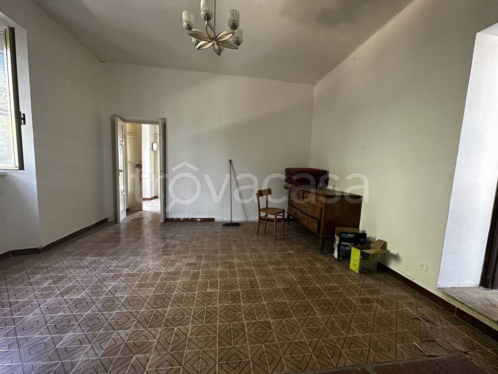 casa indipendente in vendita ad Alanno