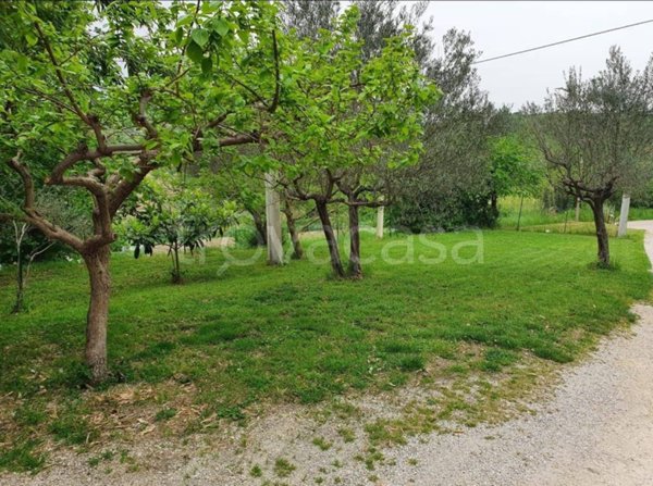 villa in vendita ad Alanno
