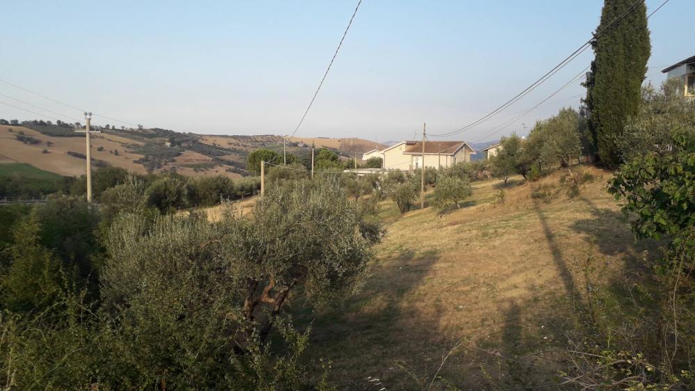 terreno edificabile in vendita ad Alanno